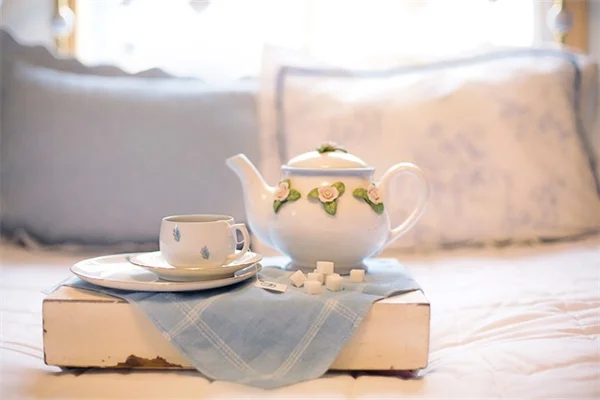 庭で育てた花で作る！おいしい花茶の選び方と淹れ方のコツ